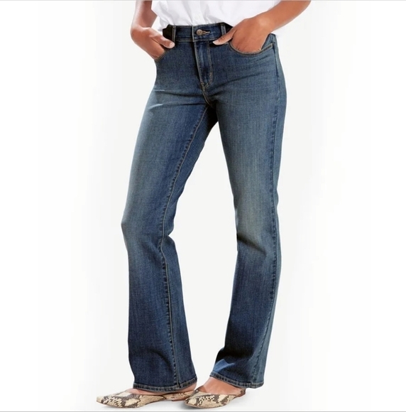 Levi's Classic Boot Jean Size 32 - Picture 1 of 5